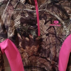 Mossy Oak Pink and Camo Half-Zip Jacket